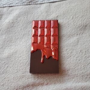 I Heart Revolution Chocolate Truffle Palette